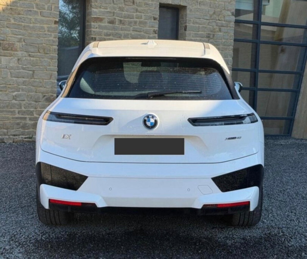 BMW iX xdrive50 pacchetto sportivo (6)