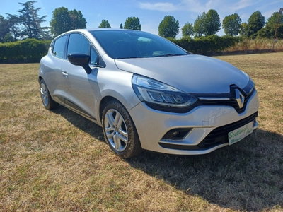 Renault Clio dCi 8V 75 CV 5 porte Moschino Zen usata
