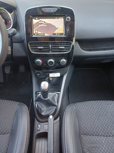 Renault Clio dCi 8V 75 CV 5 porte Moschino Zen (10)