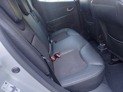 Renault Clio dCi 8V 75 CV 5 porte Moschino Zen (14)