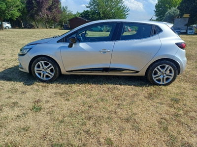 Renault Clio dCi 8V 75 CV 5 porte Moschino Zen (5)