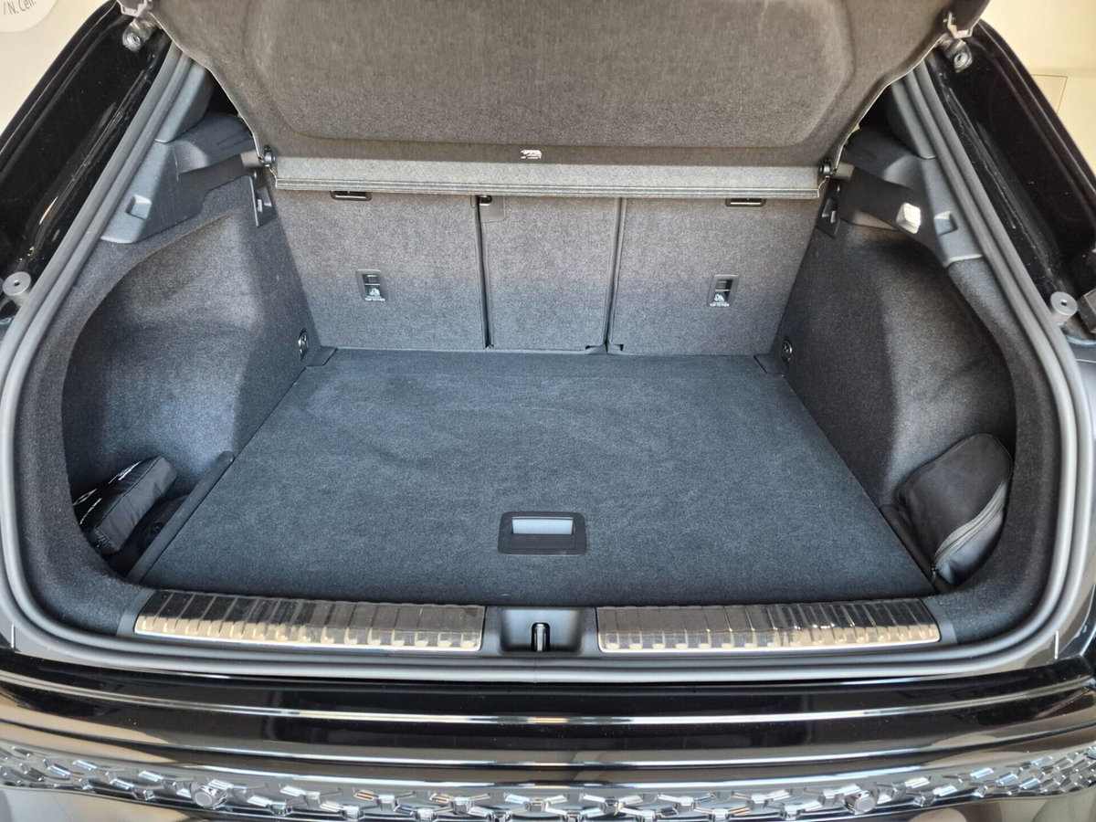 Audi Q3 Sportback 35 TDI quattro S tronic S line edition (14)
