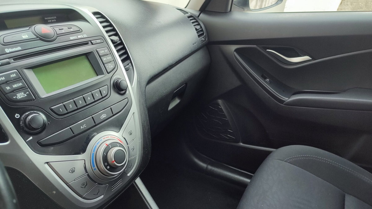 Hyundai ix20 1.4 CRDI 90 CV Comfort (13)