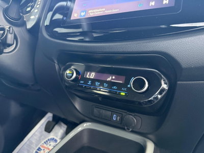 Toyota Aygo X 1.0 VVT-i 72 CV 5 porte Limited Air (12)