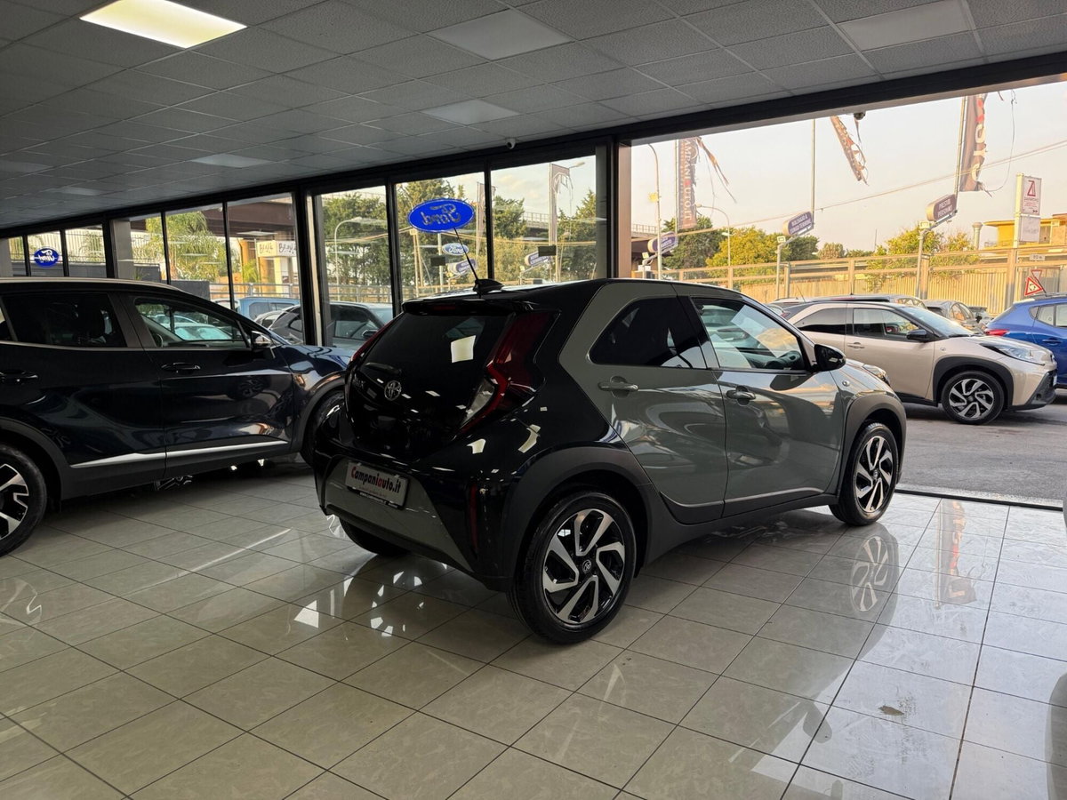 Toyota Aygo X 1.0 VVT-i 72 CV 5 porte Limited Air (6)
