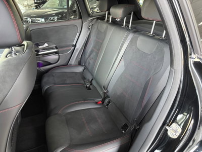 Mercedes-Benz GLA SUV 200 d Automatic Premium (10)