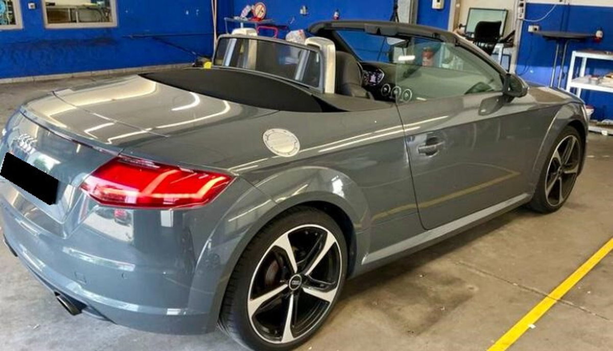 Audi TT Cabrio 1.8 TFSI S tronic S line (5)