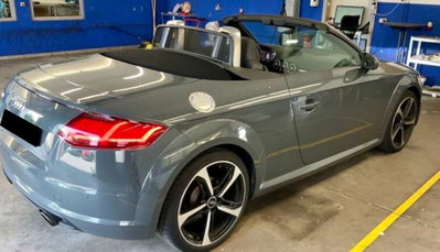 Audi TT Cabrio 1.8 TFSI S tronic S line (5)
