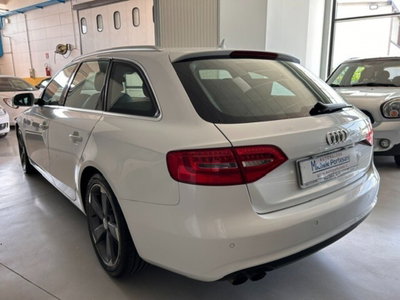 Audi A4 Avant 2.0 TDI 177CV mult. Business (15)