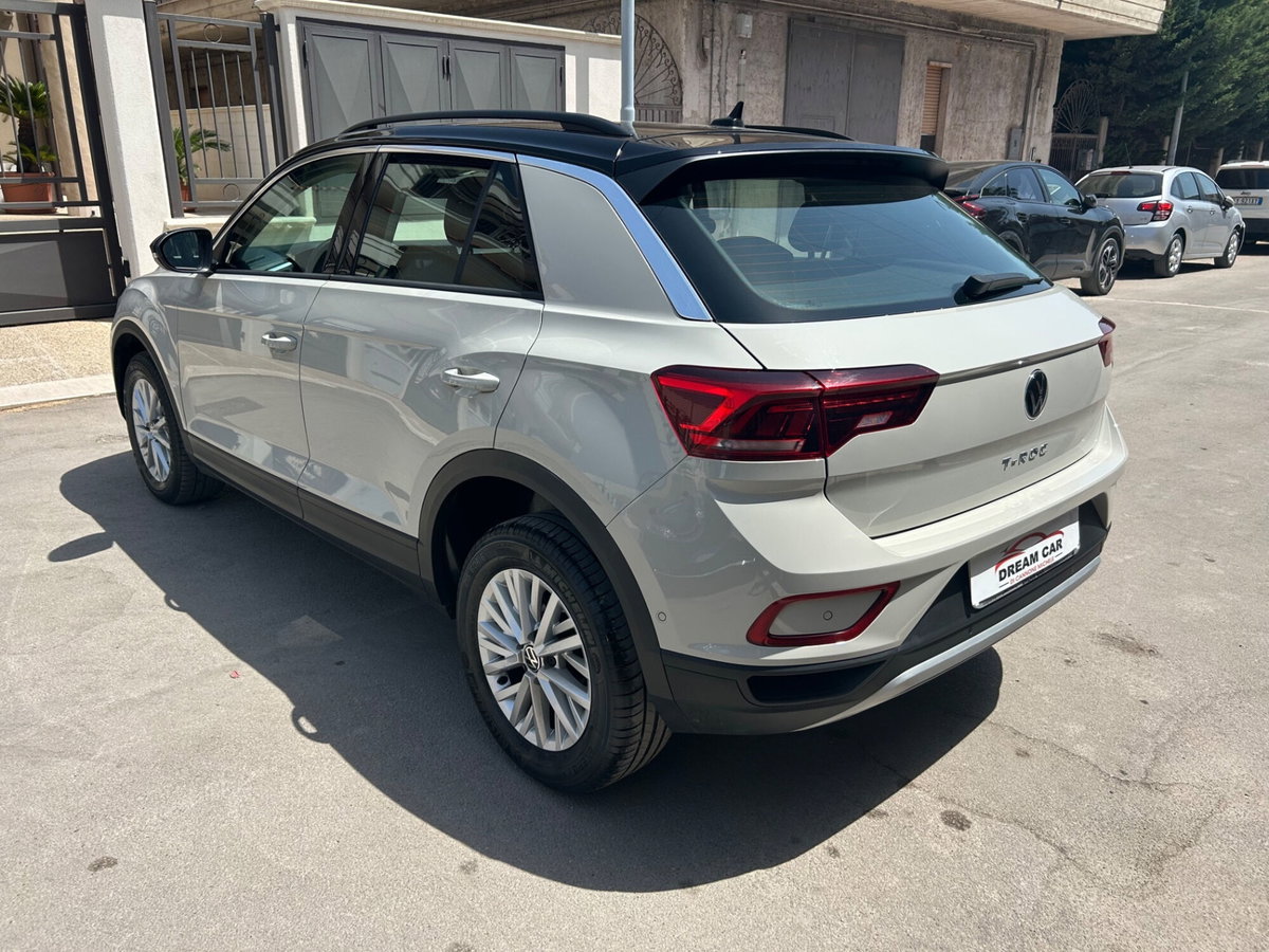 Volkswagen T-Roc 2.0 tdi Style 115cv (15)