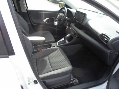 Toyota Yaris 1.5 Hybrid 5 porte Active (11)