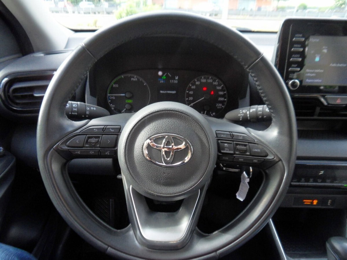 Toyota Yaris 1.5 Hybrid 5 porte Active (3)