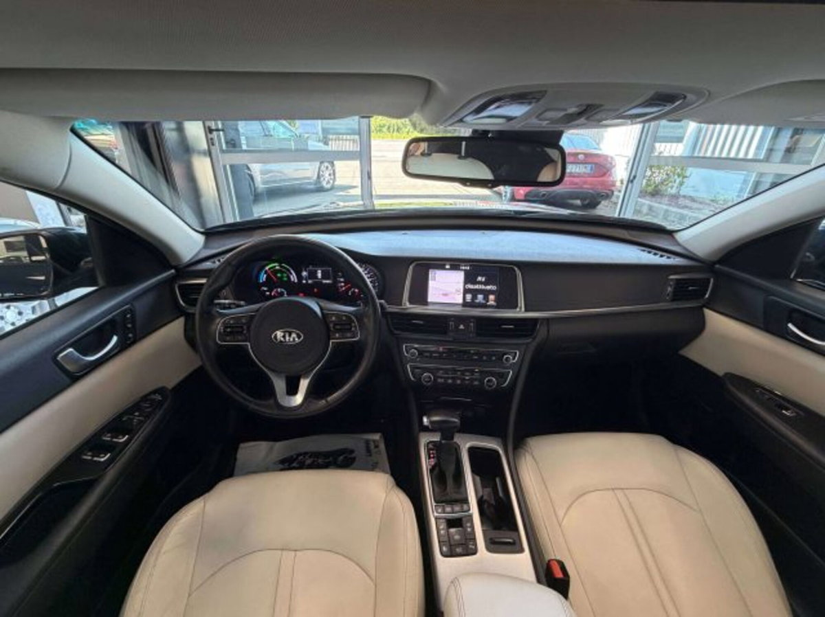 Kia Optima 2.0 GDi 205 CV Plug-in Hybrid (6)