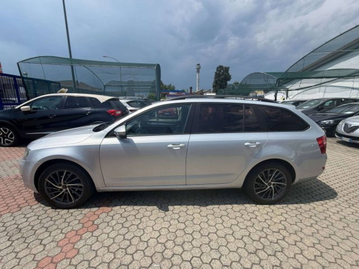 Skoda Octavia Station Wagon 1.6 TDI CR 105 CV Wagon Ambition (5)