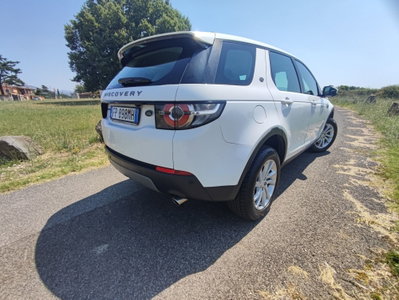 Land Rover Discovery Sport 2.0 TD4 150 CV SE (8)