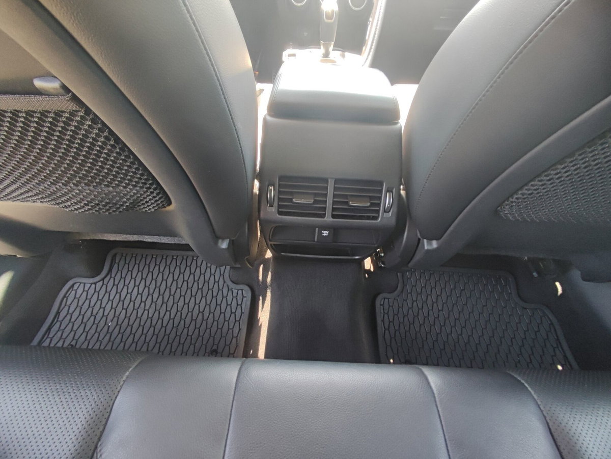 Jaguar E-Pace 2.0D 150 CV AWD aut. R-Dynamic (18)