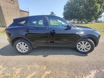 Jaguar E-Pace 2.0D 150 CV AWD aut. R-Dynamic (6)