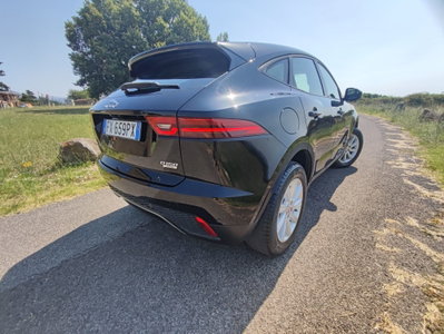 Jaguar E-Pace 2.0D 150 CV AWD aut. R-Dynamic (7)
