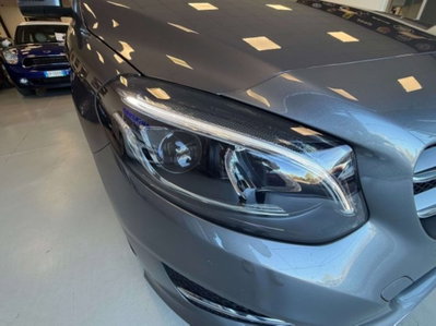 Mercedes-Benz Classe B 180 d Premium (13)