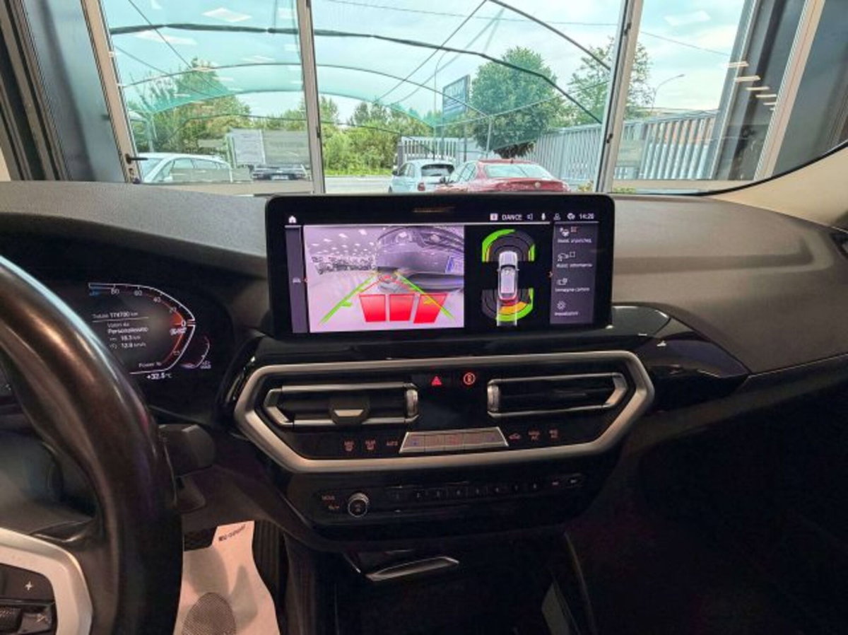 BMW X4 xdrive20d mhev 48V auto (12)