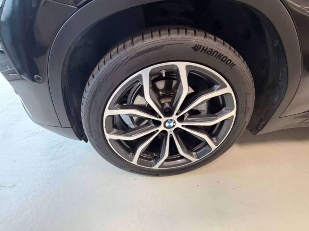 BMW X4 xdrive20d mhev 48V auto (15)