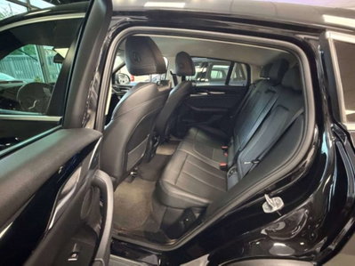 BMW X4 xdrive20d mhev 48V auto (9)