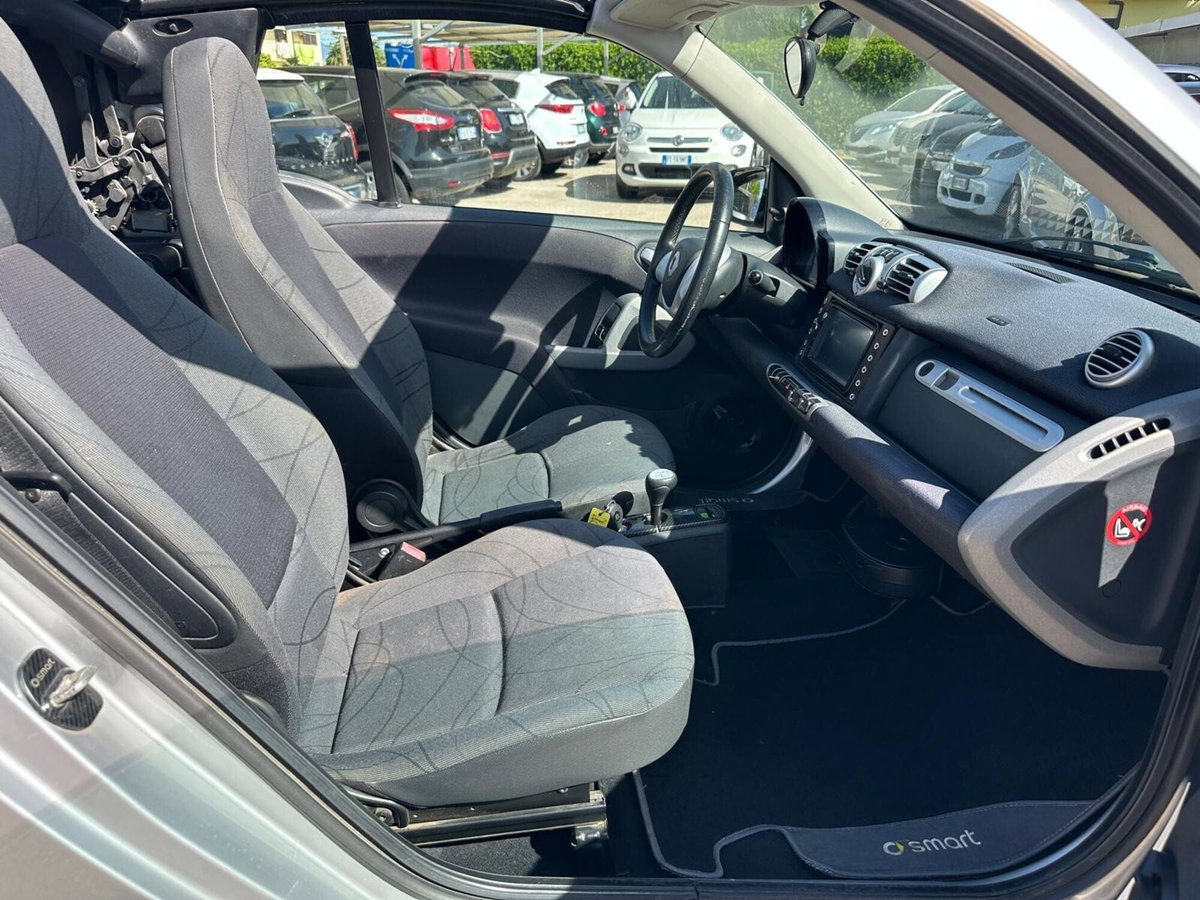 smart Fortwo Cabrio 1000 52 kW MHD cabrio pure (12)