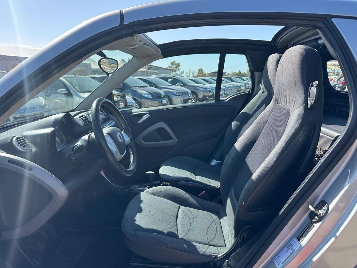 smart Fortwo Cabrio 1000 52 kW MHD cabrio pure (9)