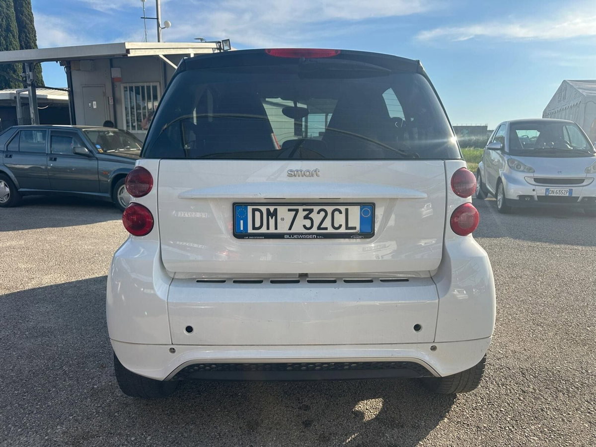 smart Fortwo 1000 62 kW coupé passion (4)
