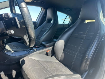 Mercedes-Benz GLA SUV 220 CDI Automatic 4Matic Premium (11)