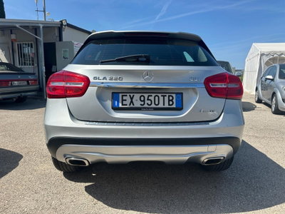 Mercedes-Benz GLA SUV 220 CDI Automatic 4Matic Premium (4)