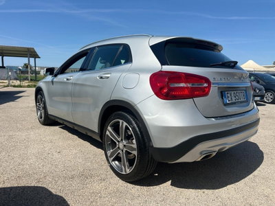 Mercedes-Benz GLA SUV 220 CDI Automatic 4Matic Premium (5)