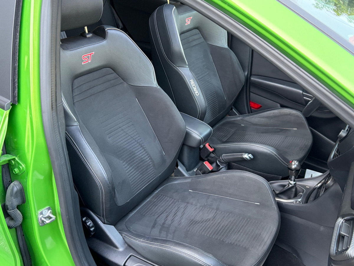 Ford Puma 1.5 EcoBoost 200 CV S&S ST (15)