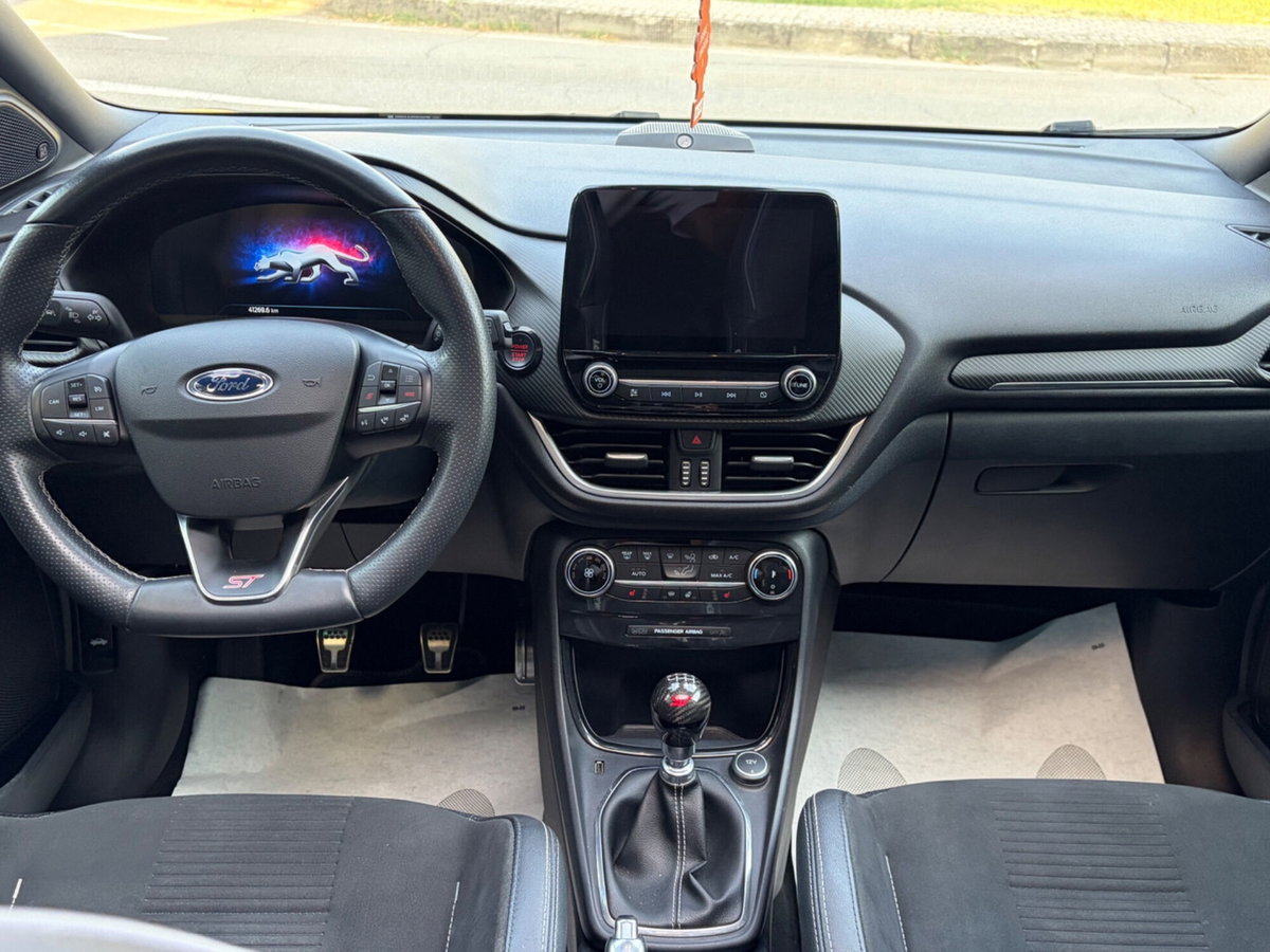 Ford Puma 1.5 EcoBoost 200 CV S&S ST (8)