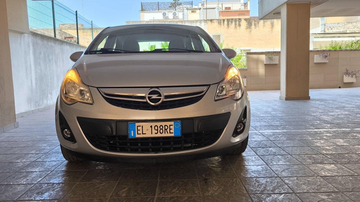 Opel Corsa 1.2 85CV 5 porte GPL-TECH Elective (2)