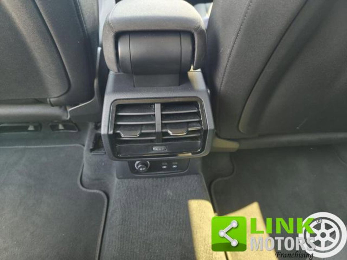 Audi Q3 35 TDI quattro S tronic Business (15)
