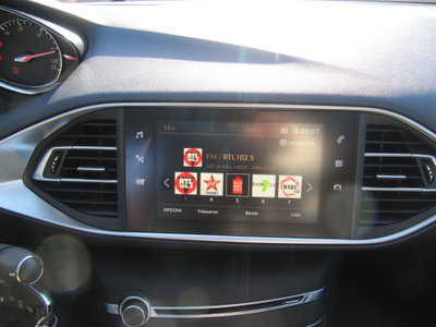 Peugeot 308 SW BlueHDi 130 S&S Allure (7)