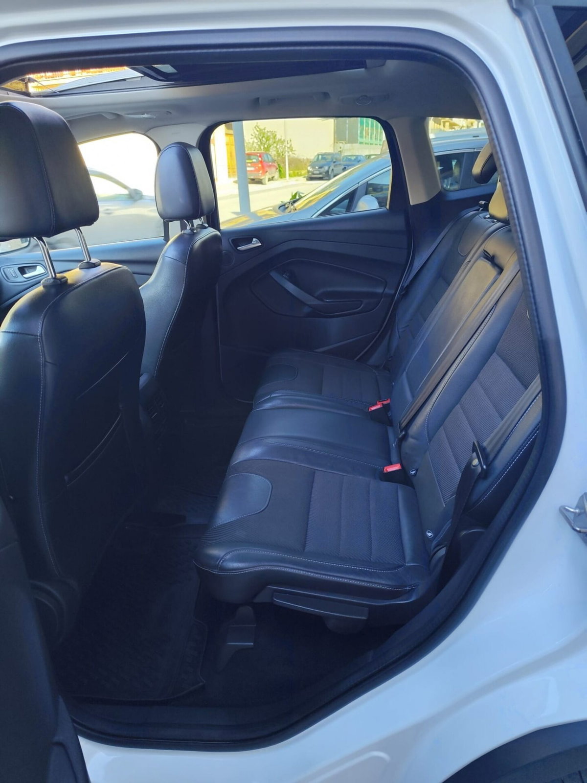 Ford Kuga 2.0 TDCI 163 CV 4WD Powershift Titanium X (12)