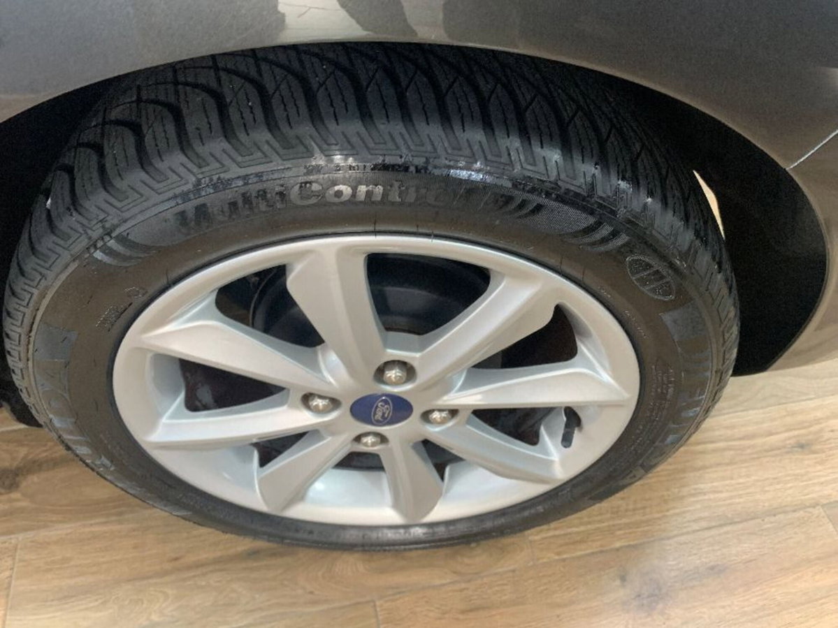 Ford Fiesta 1.1 85 CV 5 porte Business (11)