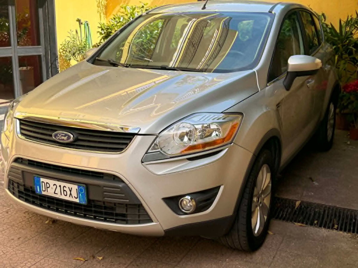 Ford Kuga 2.0 TDCi 136 CV 4WD Titanium DPF