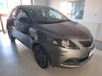 Lancia Ypsilon 1.0 FireFly 5 porte S&S Hybrid Gold Plus (4)