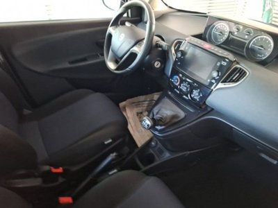 Lancia Ypsilon 1.0 FireFly 5 porte S&S Hybrid Gold Plus (8)
