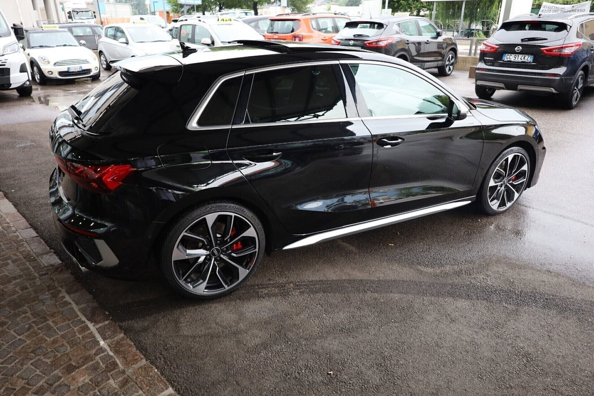 Audi A3 Sportback 40 TFSI quattro S tronic S line edition (6)