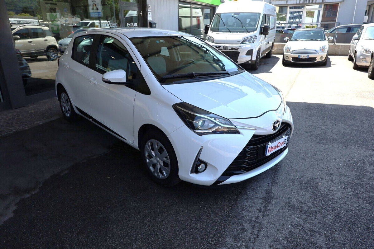 Toyota Yaris 1.0 5 porte Active