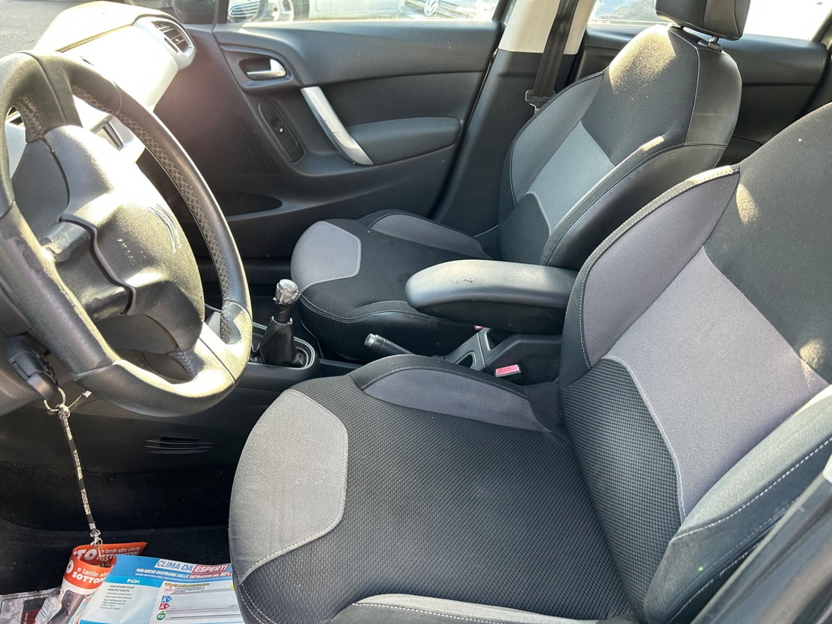 Citroen C3 1.4 HDi 70CV Exclusive (4)
