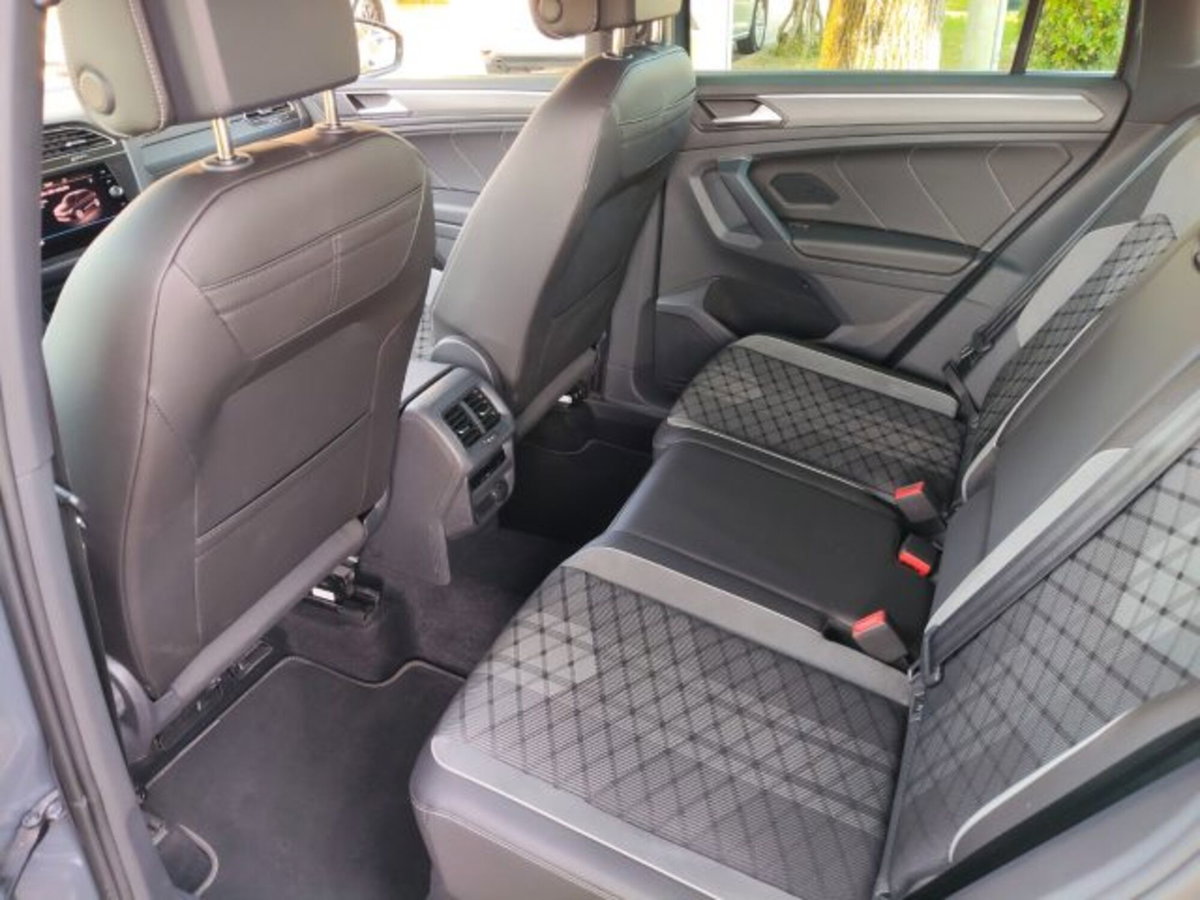 Volkswagen Tiguan 1.5 TSI 150 CV DSG ACT R-Line (8)