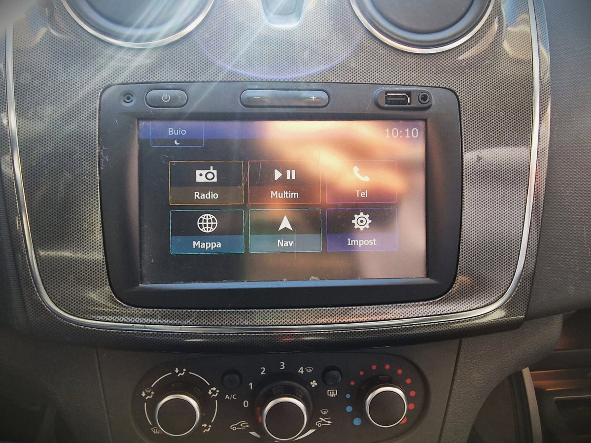 Dacia Sandero Stepway 1.5 dCi 8V 90CV (10)