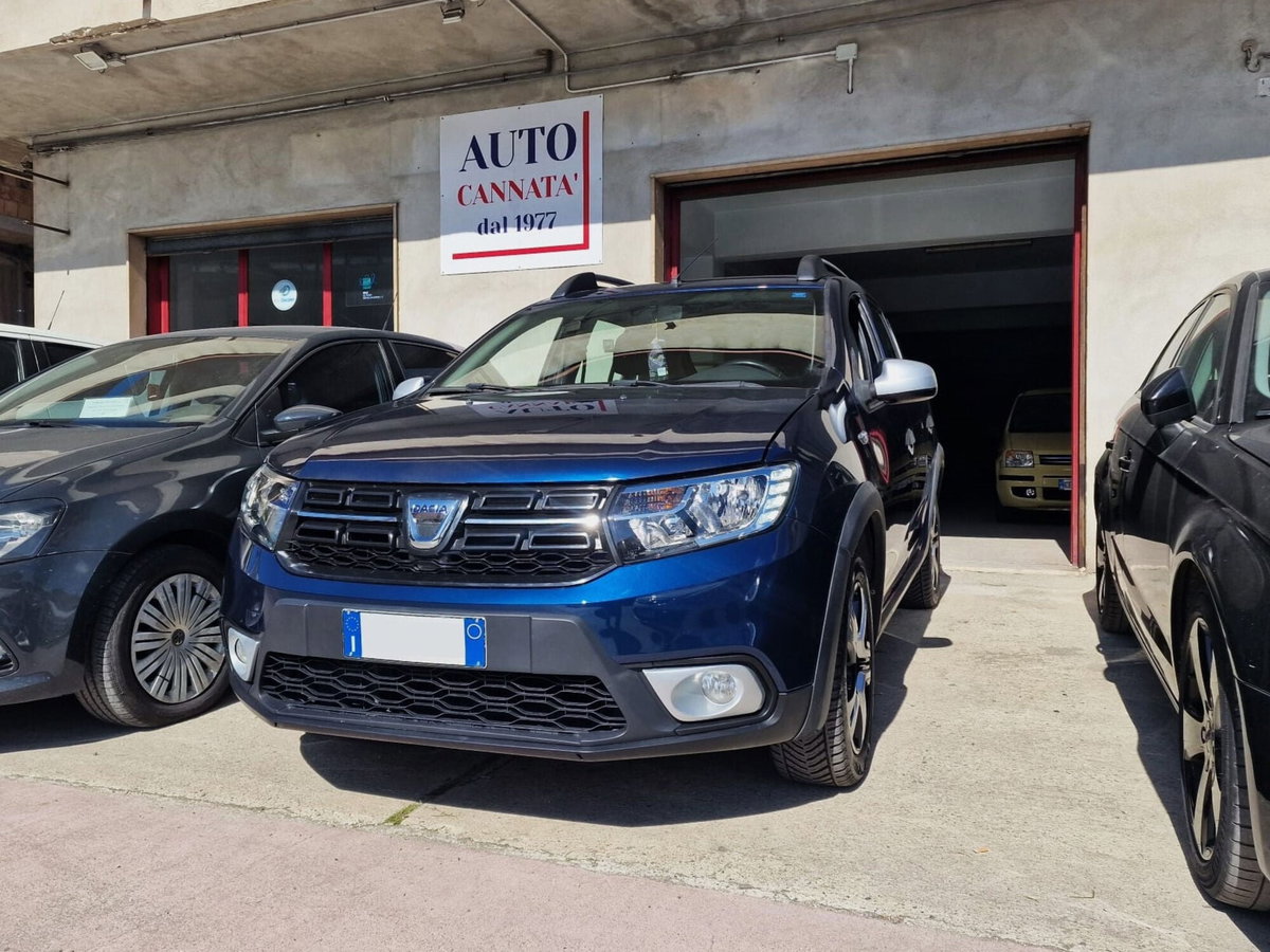 Dacia Sandero Stepway 1.5 dCi 8V 90CV (2)