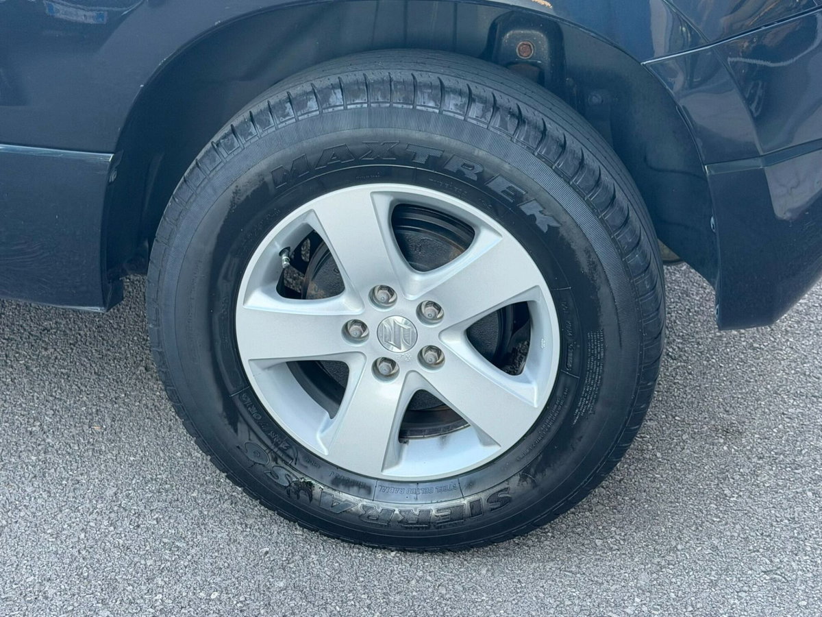Suzuki Grand Vitara 1.9 DDiS 3 porte Offroad (8)