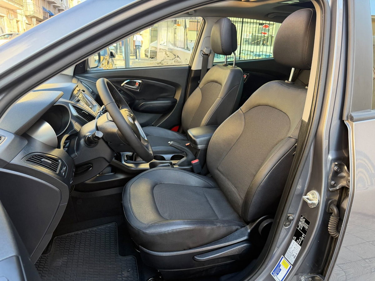 Hyundai ix35 1.7 CRDi 2WD Xpossible (6)